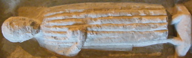 Clifton Reynes - St Mary Thomas Reynes 1390 and wife tomb 1385